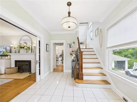 Entry Way - 28 Spruce St, Westerly, RI 02891 photo 1 of 3