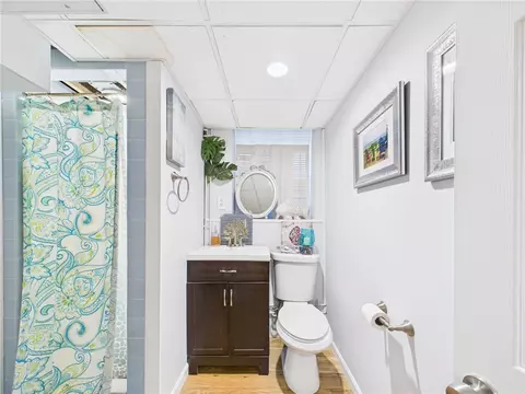 Bath - 28 Spruce St, Westerly, RI 02891 photo 4 of 4