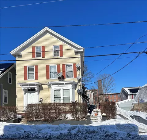 7 Fales St, Central Falls, RI 02863