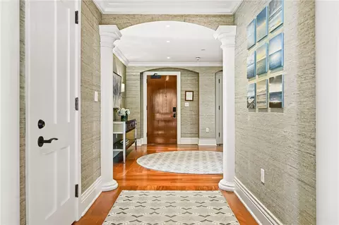 Entry Way - 1 Bluff Ave #4-1, Westerly, RI 02891 photo 1 of 4