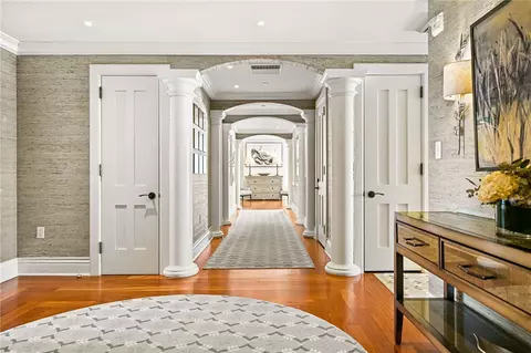 Entry Way - 1 Bluff Ave #4-1, Westerly, RI 02891 photo 2 of 4