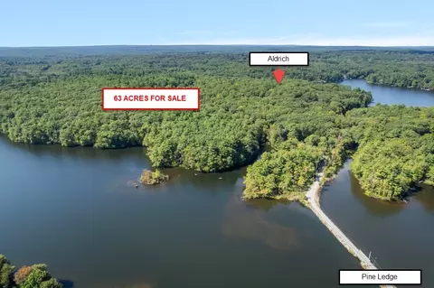 93 Aldrich Rd, Glocester, RI 02859