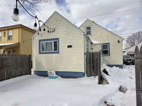 Exterior - 236 State St, Bristol, RI 02809 photo 3 of 3