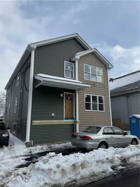 14 Burnside St, Providence, RI 02905