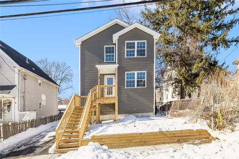 88 Julian St, Providence, RI 02909