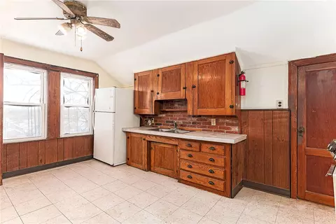 109 Hemond Ave, Woonsocket, RI 02895 photo 26