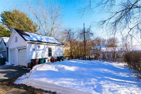 109 Hemond Ave, Woonsocket, RI 02895 photo 8