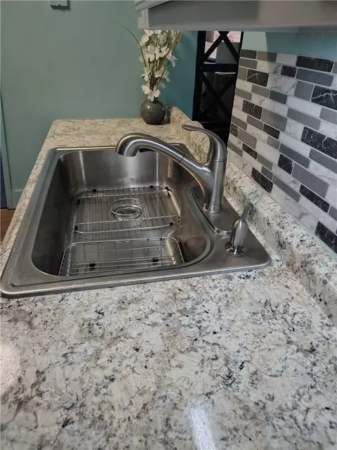 Kitchen - 19 Apache Dr #19C, Westerly, RI 02891 photo 3 of 3