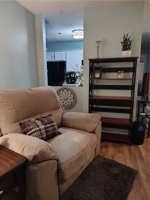 Living - 19 Apache Dr #19C, Westerly, RI 02891 photo 2 of 3