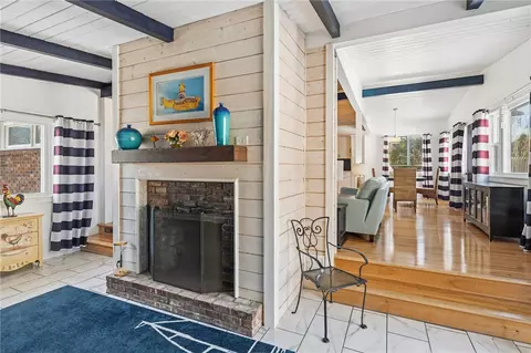 Entry Way - 13 Plateau Rd, Westerly, RI 02891 photo 1 of 1