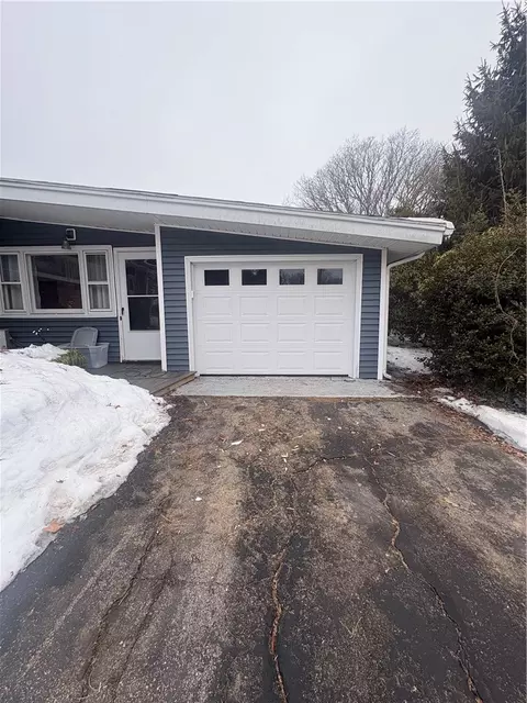 Exterior - 13 Plateau Rd, Westerly, RI 02891 photo 2 of 4