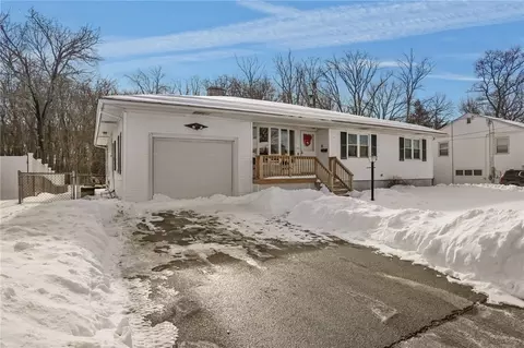 25 Fisher St, North Providence, RI 02911