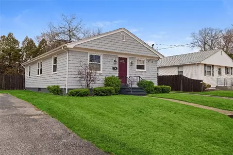 65 Marion Ave, Cranston, RI 02905