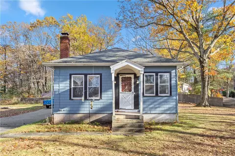 1 Capron Rd, Smithfield, RI 02917