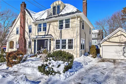 6 Alfred Stone Rd, Providence, RI 02906
