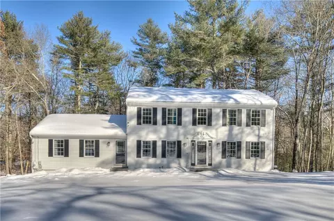 6 Catherine Wright Ct, West Greenwich, RI 02817