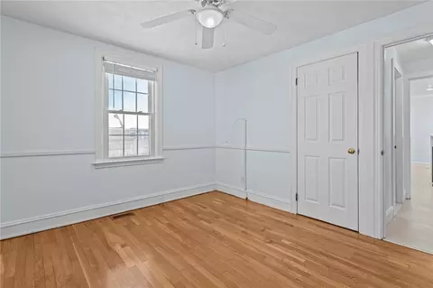 Bedroom - 22 Phillips Ave, Warwick, RI 02888 photo 3 of 10