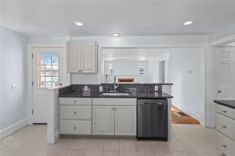 Kitchen - 22 Phillips Ave, Warwick, RI 02888 photo 3 of 4