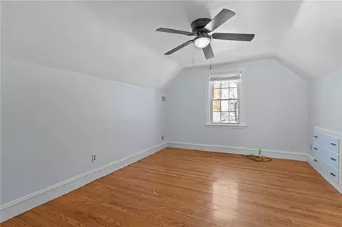 Bedroom - 22 Phillips Ave, Warwick, RI 02888 photo 8 of 10