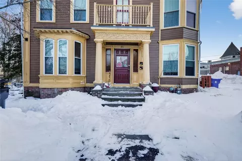 31 Child St, Warren, RI 02885