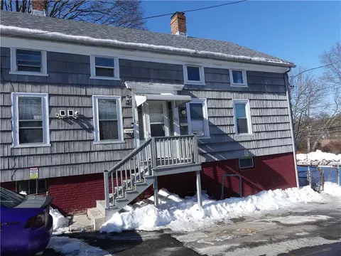 112 Hugo St, Providence, RI 02904