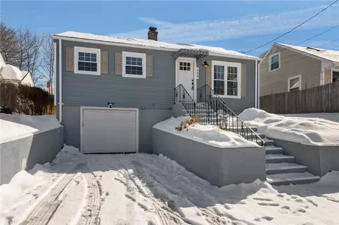 158 S Rose St, East Providence, RI 02914