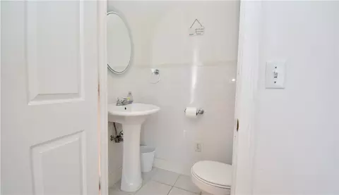 Bath - 432 Atlantic Ave, Westerly, RI 02891 photo 1 of 2