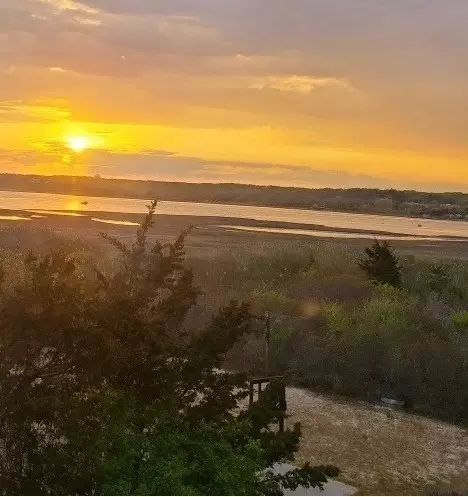 View/Area - 432 Atlantic Ave, Westerly, RI 02891 photo 2 of 7
