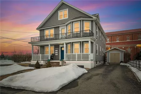 15 Vallone Rd, Cranston, RI 02920