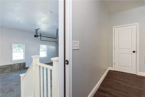 Entry Way - 52 Bruce Ln, Warwick, RI 02886 photo 7 of 16