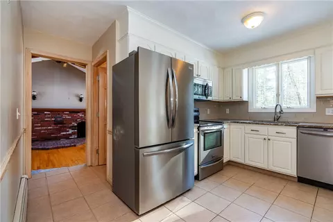 Kitchen - 35 Rustic Acres Dr, Glocester, RI 02814 photo 6 of 6