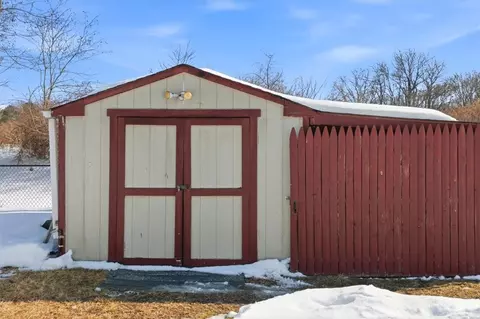 8 Wall St, Westerly, RI 02891 photo 23