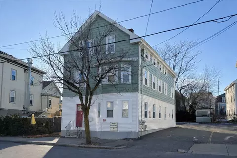 16 Governor St, Providence, RI 02906