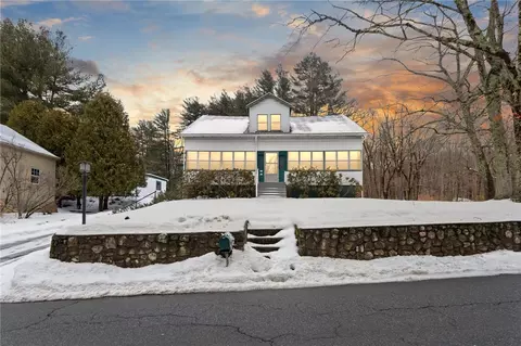 85 Stillwater Rd, Smithfield, RI 02917