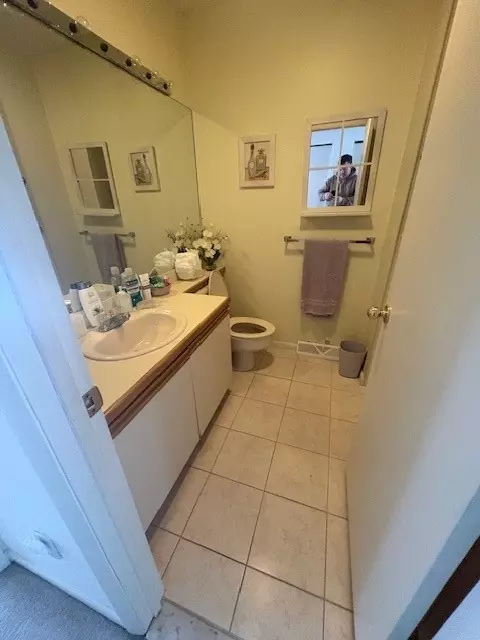 833 Halifax Dr, Warwick, RI 02886 photo 7