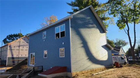 115 Edman St, Warwick, RI 02886 photo 2