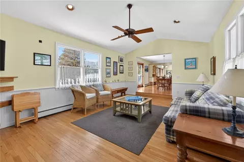 Living - 19 Wicklow Rd, Westerly, RI 02891 photo 4 of 5