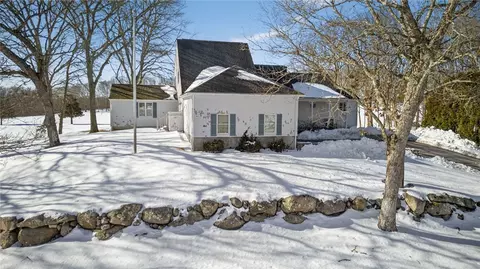 Exterior - 19 Wicklow Rd, Westerly, RI 02891 photo 6 of 6