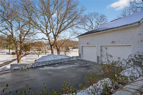 Exterior - 19 Wicklow Rd, Westerly, RI 02891 photo 4 of 6