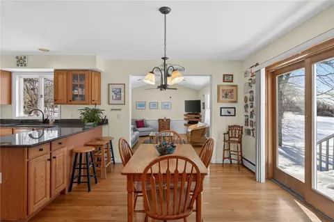 Dining - 19 Wicklow Rd, Westerly, RI 02891 photo 2 of 4