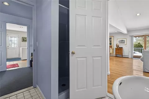 Entry Way - 19 Wicklow Rd, Westerly, RI 02891 photo 4 of 5