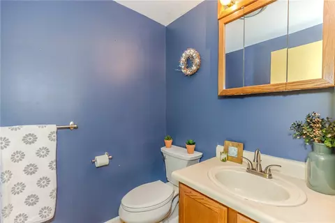 Bath - 200 Post Rd #419, Warwick, RI 02888 photo 1 of 4