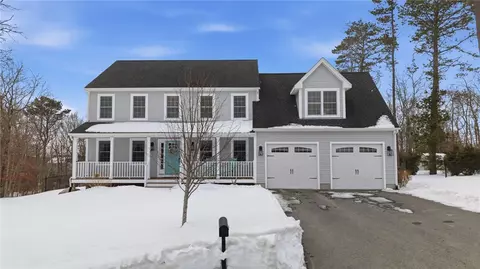 5 Drake Dr, Richmond, RI 02892