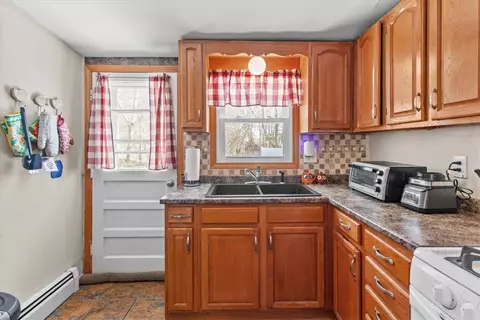 Kitchen - 5 Marion St, Westerly, RI 02891 photo 2 of 3