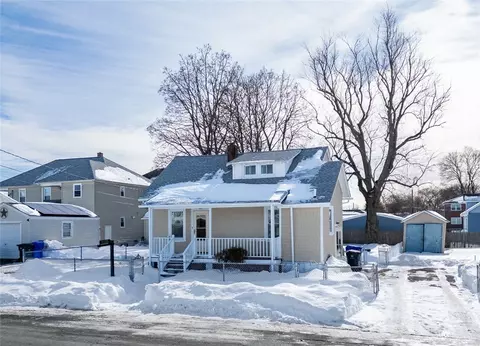 141 Hanover Ave, Pawtucket, RI 02861