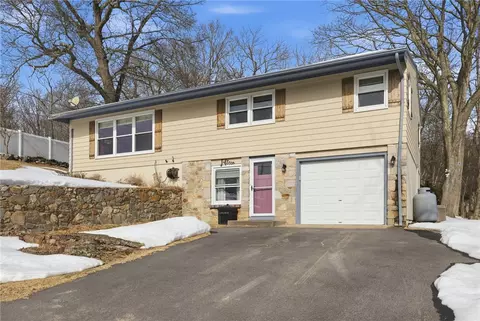 15 Anita Rd, Johnston, RI 02919