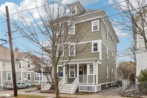169 Ivy St #2, Providence, RI 02906