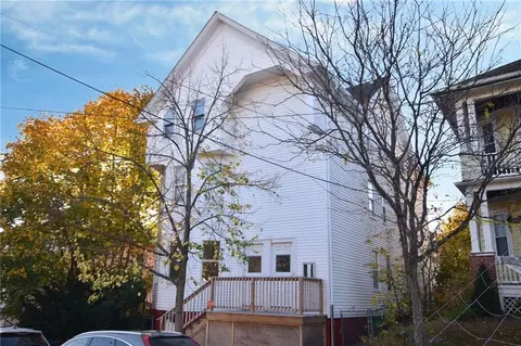 58 Roanoke St, Providence, RI 02908