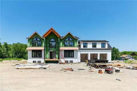 1495 Pippin Orchard Rd, Cranston, RI 02921