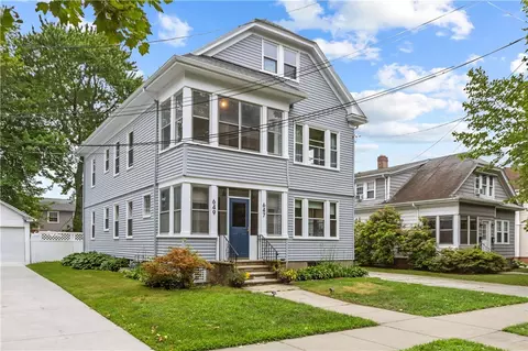 647 Pleasant Valley Pkwy, Providence, RI 02908